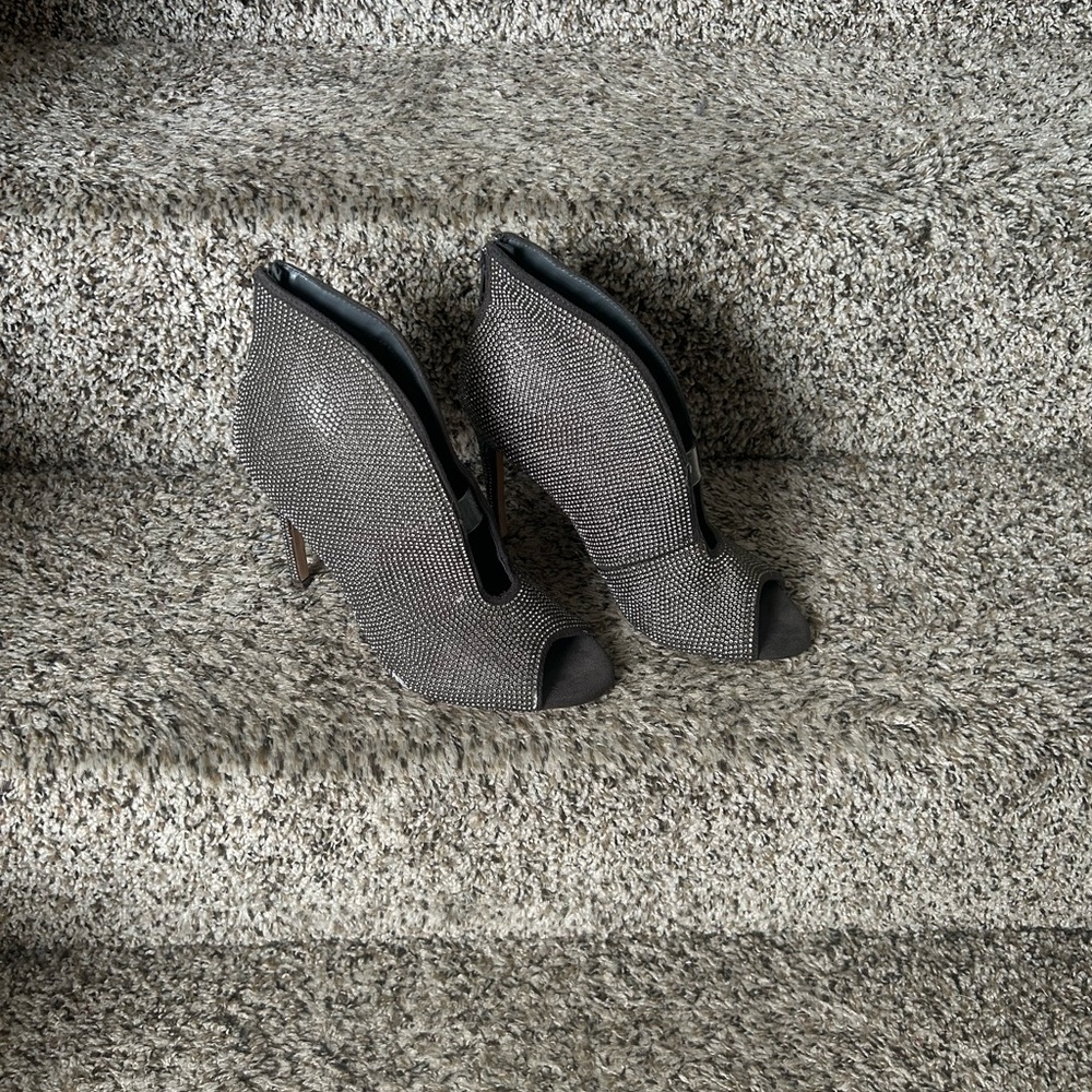 Elegant Black and Silver Women's Heels